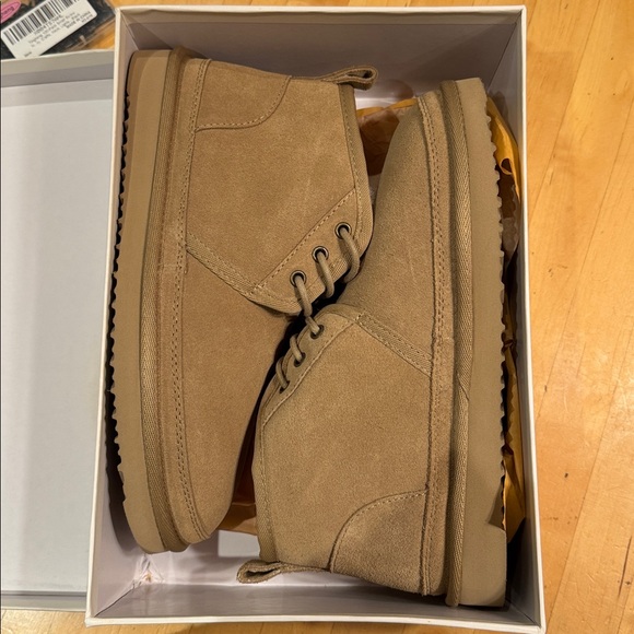 Quince Australian Shearling Chukka Bootie, NIB, Various - Picture 6 of 11